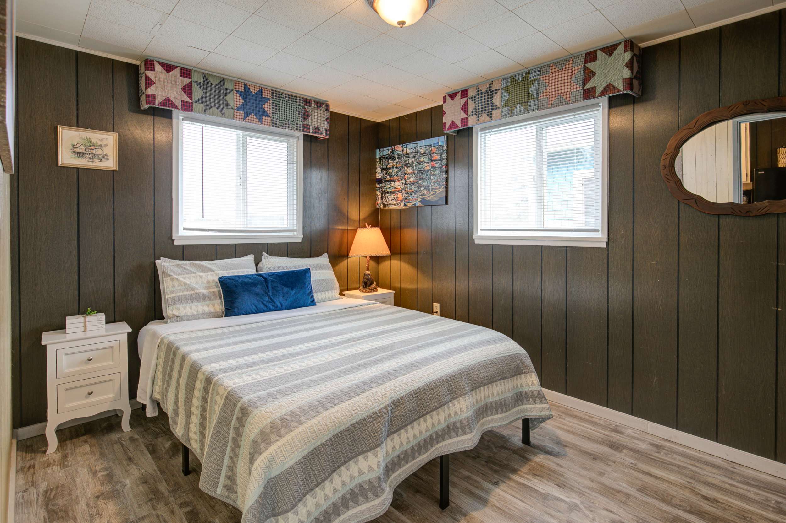 Cottage 6 living area